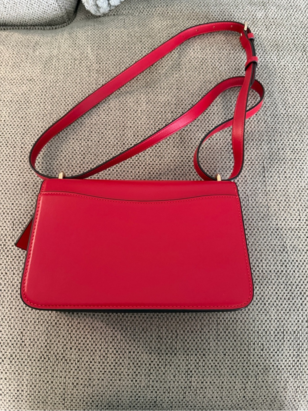 Coach Red Leather Crossbody Shoulder Bag with Gold-Tone Buckle - Picture 3 of 15